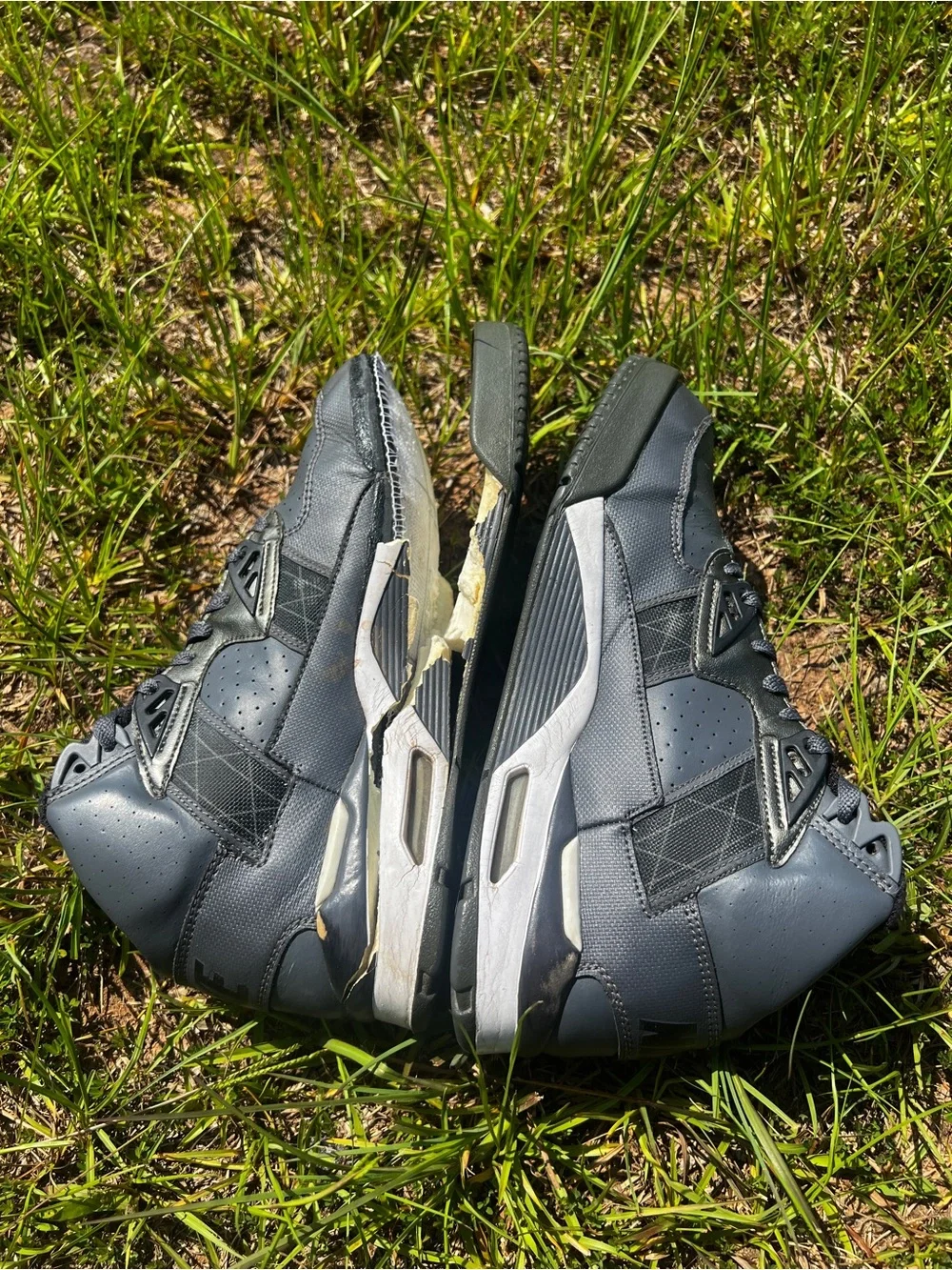 CLEAN Nike size 11 Mens Air Trainer SC Dark Grey 2010 shoes